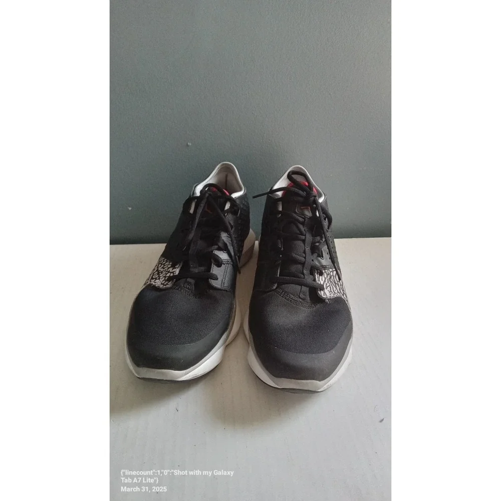 Jordan Trainer ST Black Gym Red‎ Elephant Print Sneakers 820253-001 Mens